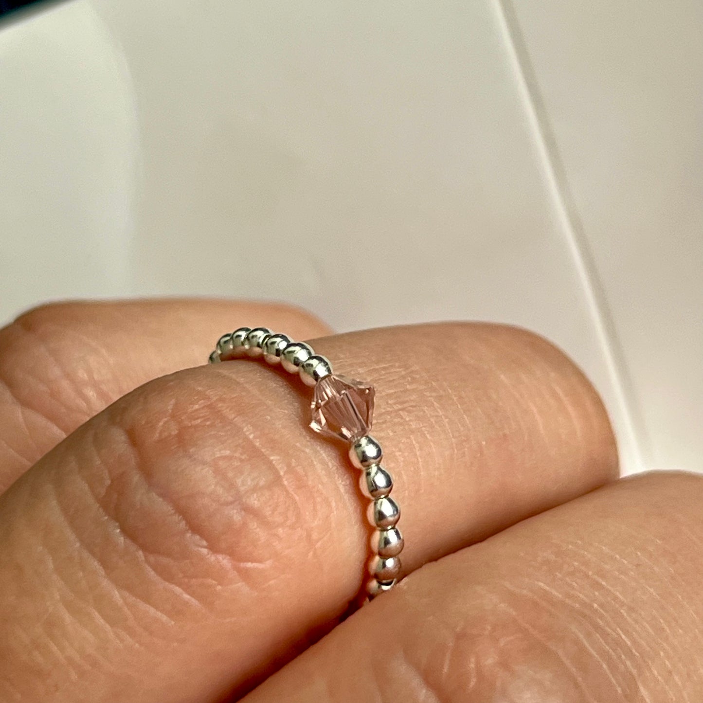 Anillo A 💕 de mini bolitas de Plata Y cristal marca Swarovski original 3mm.