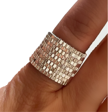 Anillo i✨ 10 corridas de mini cuadraditos de Plata tejidas a mano✨✨✨